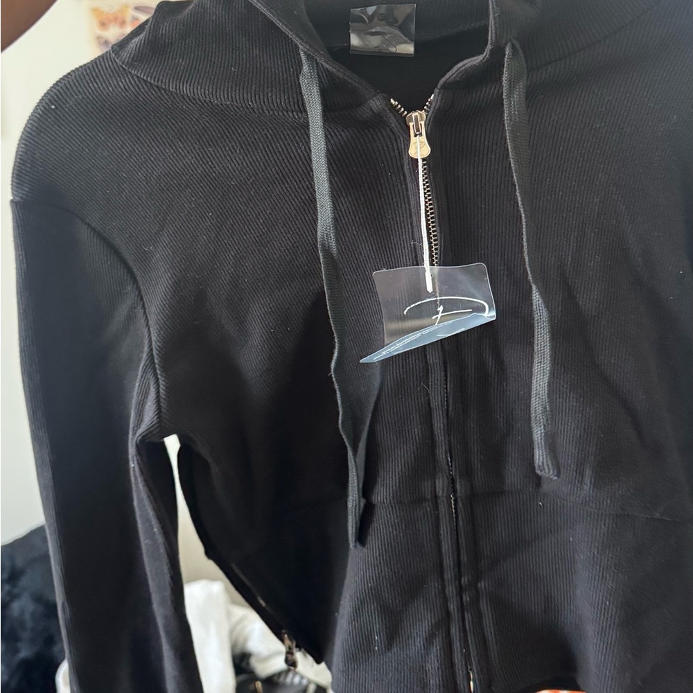 TORDROBES UZIP Jacket - Black Zip-Up Hoodie with Hood and Drawstrings